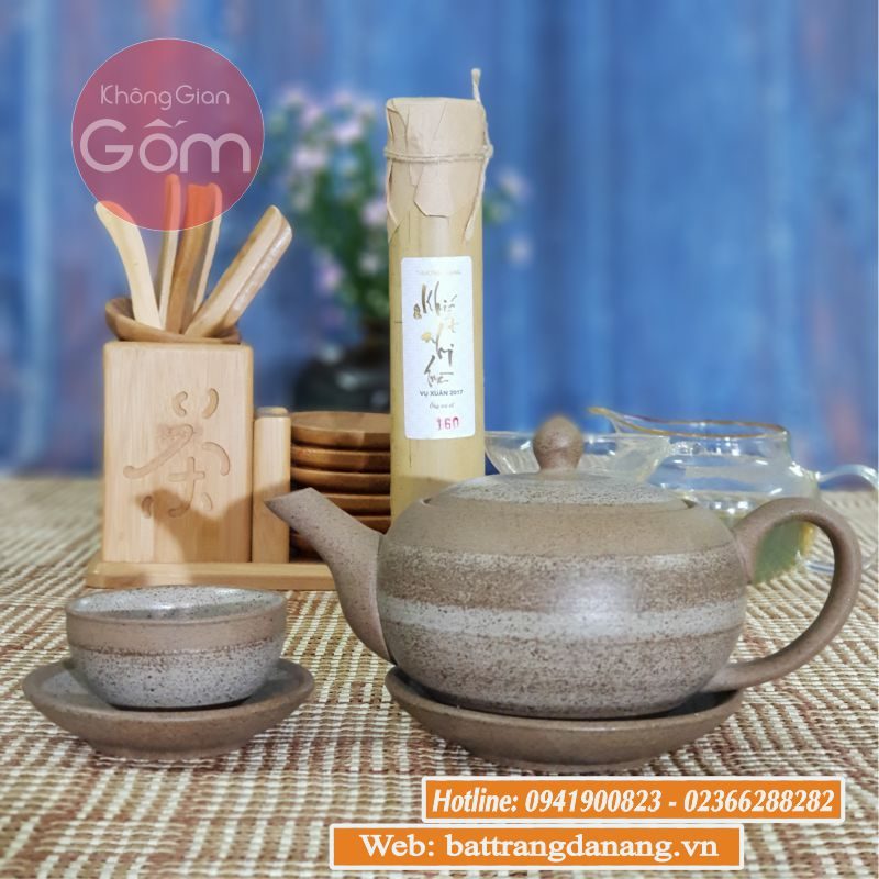 Bộ ấm chén hồng sa to
