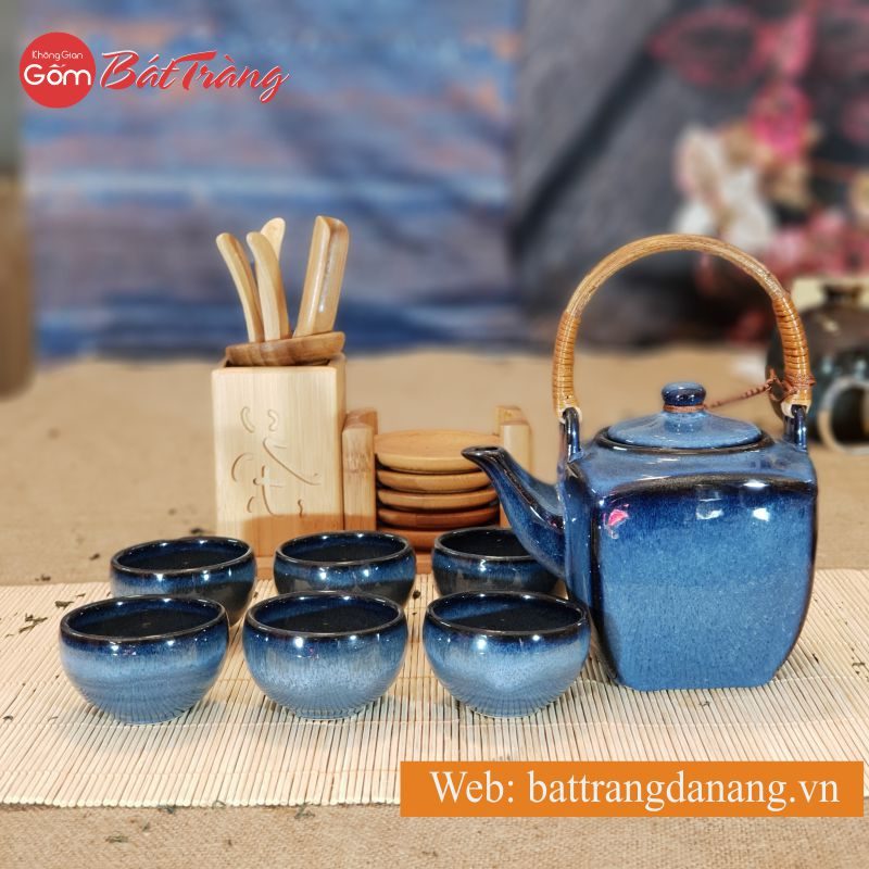 Bộ trà ấm vuông