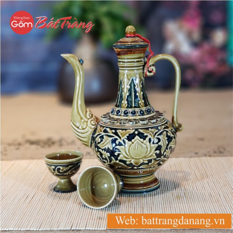 Bộ rượu khắc nổi Bát Tràng