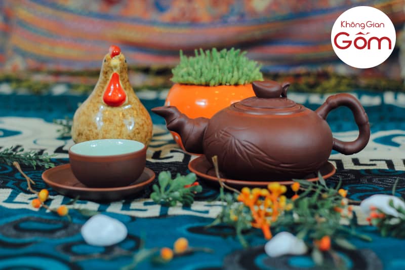 Bộ ấm chén tử sa khắc nhành trúc 