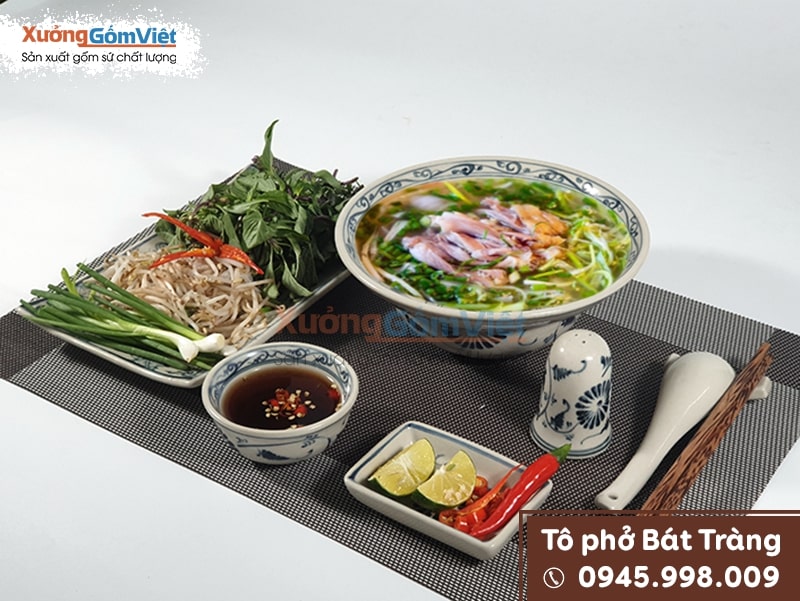 Bát đựng phở men rạn vẽ cúc xanh
