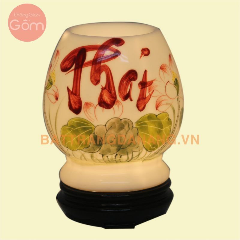 Đèn xông tinh dầu điện