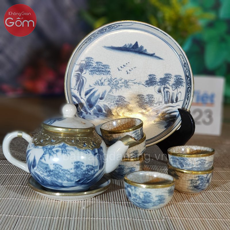 Ấm chén men rạn Bát Tràng