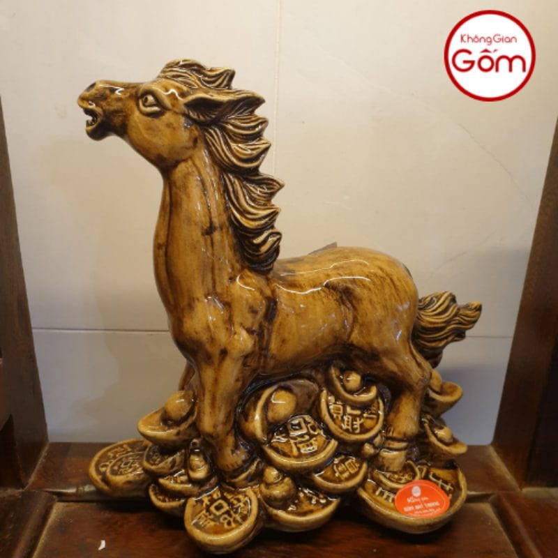 Tượng Ngựa bằng sứ Bát Tràng