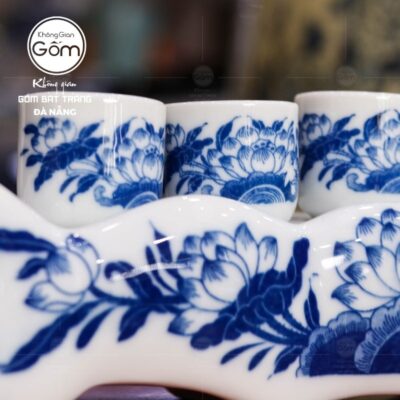 bo-ky-ngai-5-men-lam-bat-trang-hoa-tiet-hoa-sen-ve-tay (3)