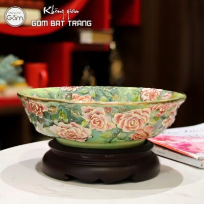 bat-nuoc-tha-hoa-bat-trang-bich-nhung-khai-phuc-ve-vang