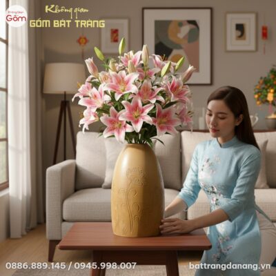 Bình hoa gốm Bát Tràng men nâu đất 52cm với họa...