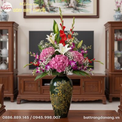 cận cảnh Bình hoa dáng đùi dế men xanh họa tiết...