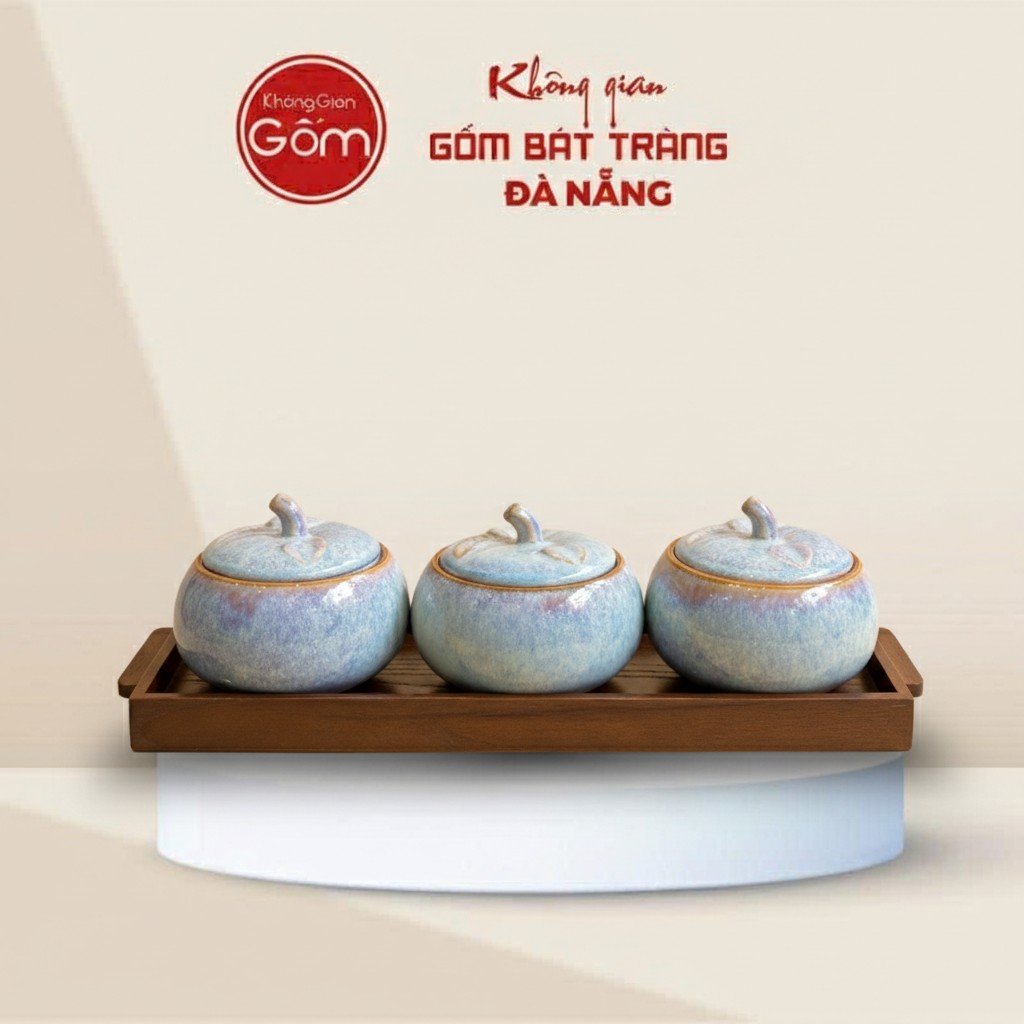 Bộ 3 Hũ Đựng Mứt Tết Men Hỏa Biến Dáng Bí Kèm Khay Gỗ XG-HM20