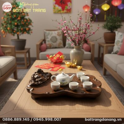 Một người đàn ông và một người phụ nữ trong tra...