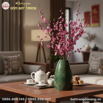 Lọ hoa gốm Bát Tràng dáng chuông men xanh rêu, ...