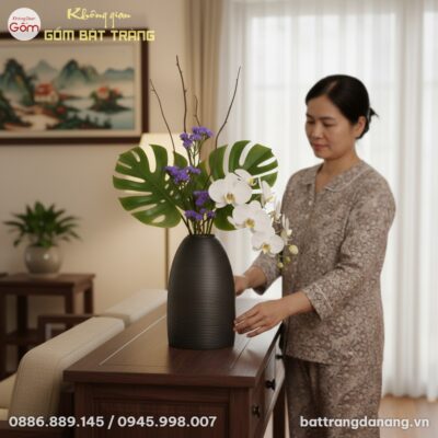 Một kiến trúc sư Việt Nam đang làm việc trong c...