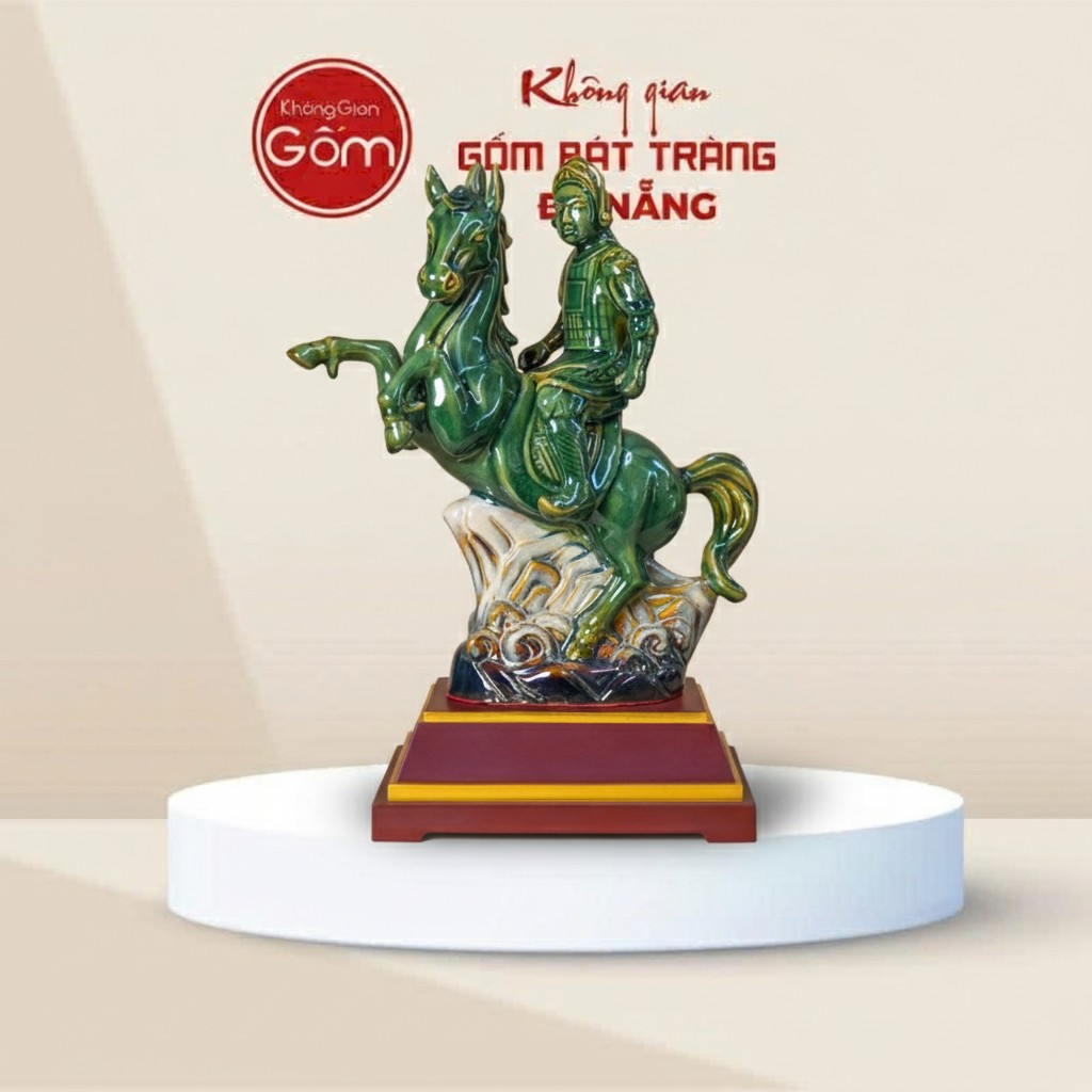 Tượng Gốm Phù Đổng Thiên Vương Cưỡi Ngựa Men Ngọc Lục BT-TG10