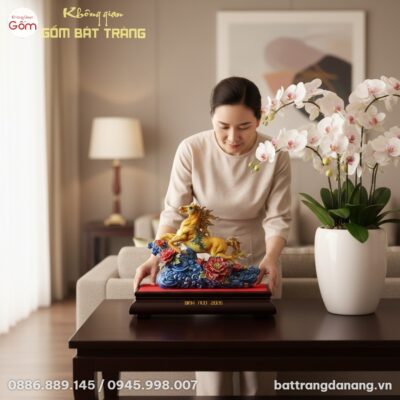 Tượng Mã Đáo Thành Công 43cm đặt tinh tế trên b...