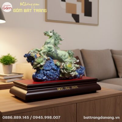 Tượng Ngựa Phi Nước Đại Bính Ngọ vẽ vàng 24k đặ...
