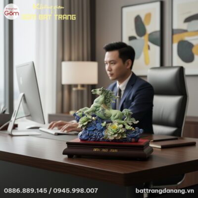Trong một không gian phòng khách Việt Nam đương...