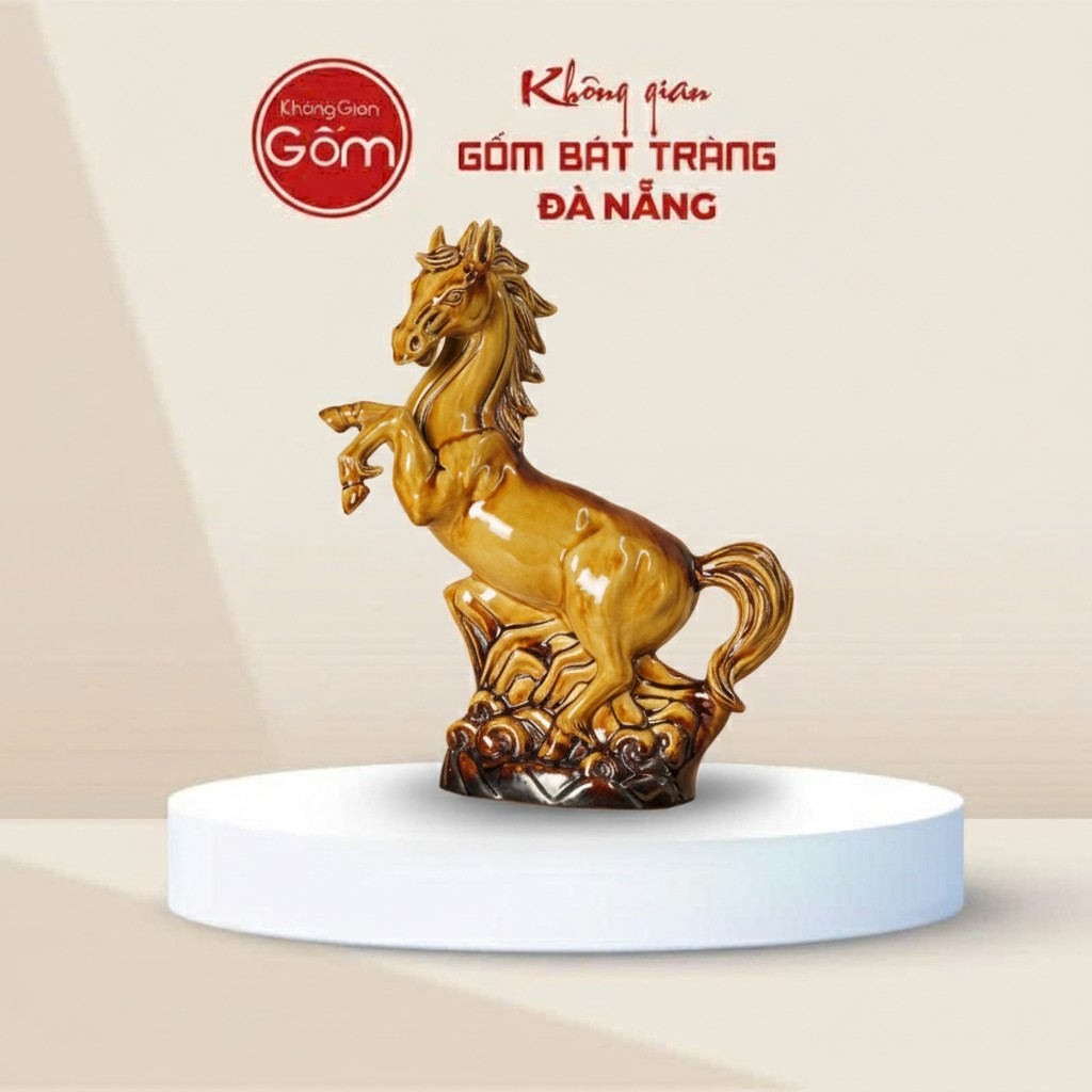 Tượng Ngựa Phong Thủy Men Hoàng Thổ Bát Tràng BT-TG09