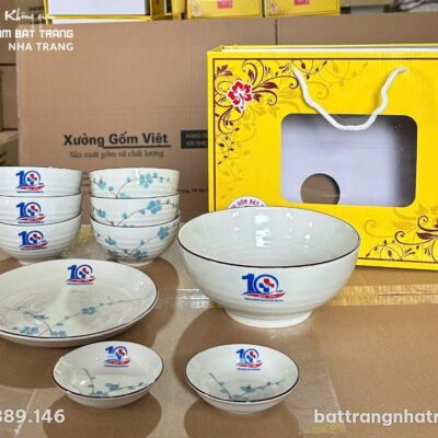 Bộ Bát Đĩa Gốm Sứ Men Kem Vẽ Hoa Mai Xanh Quà Tặng Kỷ Niệm Cao Cấp - Chi tiết 1