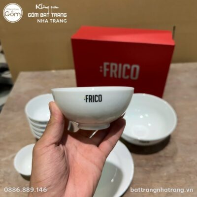Bộ Bát Đĩa Sứ Trắng Bát Tràng In Logo FRICO Kèm Hộp NT-BDQT02 - Chi tiết 2