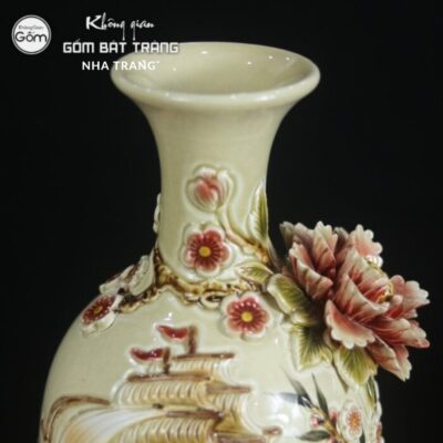 bao-binh-gom-su-men-kem-dap-noi-hoa-tiet-thuan-buom-xuoi-gio-nt-bb03