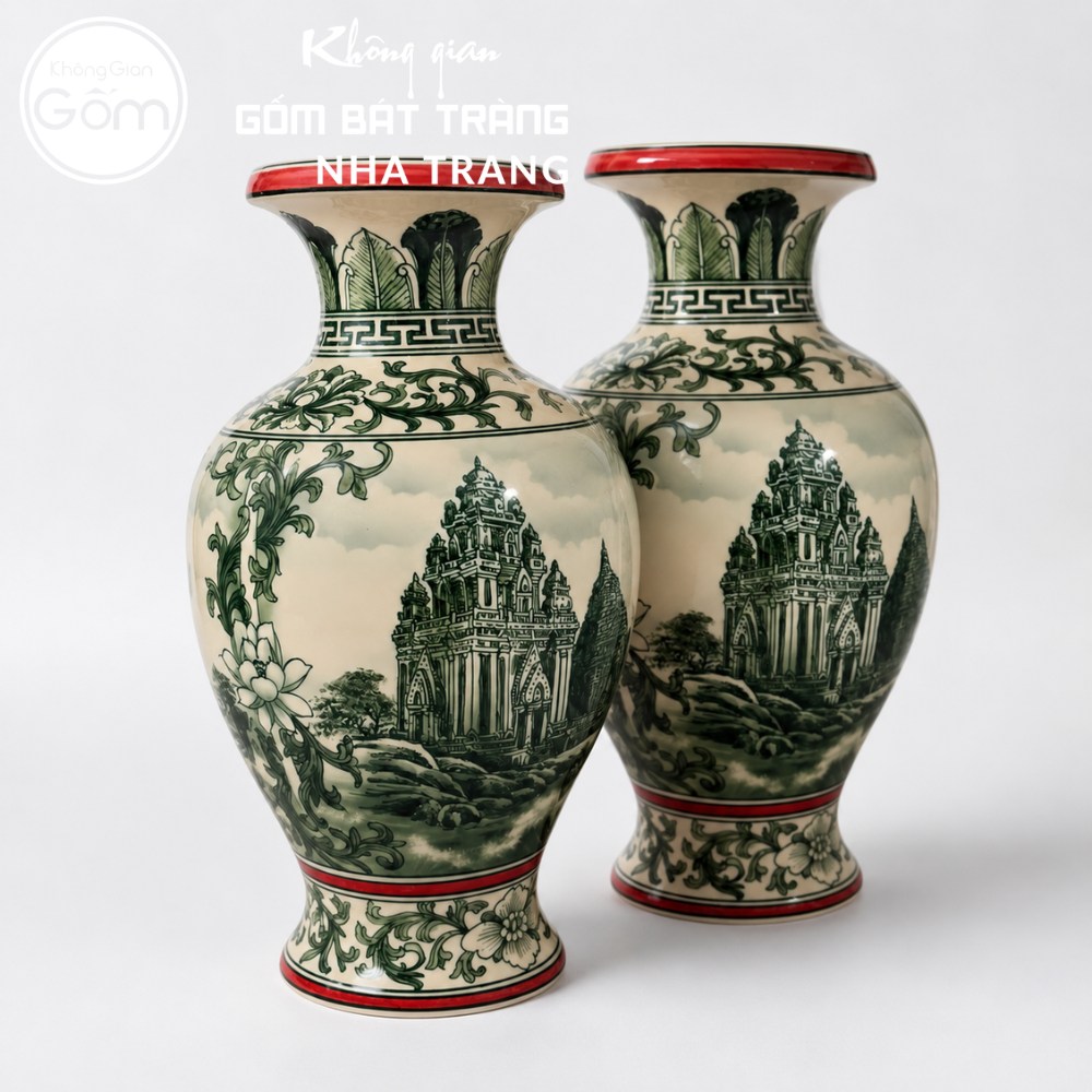 Bình gốm vẽ cảnh Nha Trang