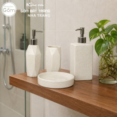 Bộ dụng cụ nhà tắm gốm sứ Bát Tràng 4 sản phẩm màu kem men cát lấm tấm NT-BNT01 - Chi tiết 4
