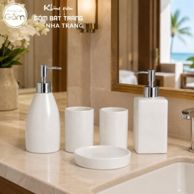Bộ dụng cụ nhà tắm gốm sứ Bát Tràng 4 sản phẩm men sứ trắng NT-BNT03 - Chi tiết 2