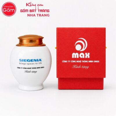 Hũ đựng trà quà tặng gốm sứ in logo dáng choé màu trắng hoạ tiết khổng tước hoa mẫu đơn vàng kim NT-HT05 - Chi tiết 4