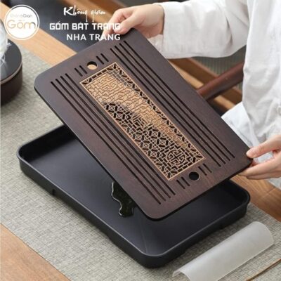Khay gỗ đựng bộ trà hình chữ nhật khắc hoạ tiết vạn thọ giao hoà vàng kim NT-KBT04 - Chi tiết 3