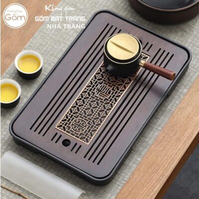 Khay gỗ đựng bộ trà hình chữ nhật khắc hoạ tiết vạn thọ giao hoà vàng kim NT-KBT04 - Chi tiết 4