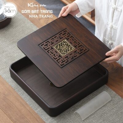 Khay gỗ đựng bộ trà hình vuông khắc bảo ấn hoàng kim NT-KBT01 - Chi tiết 5