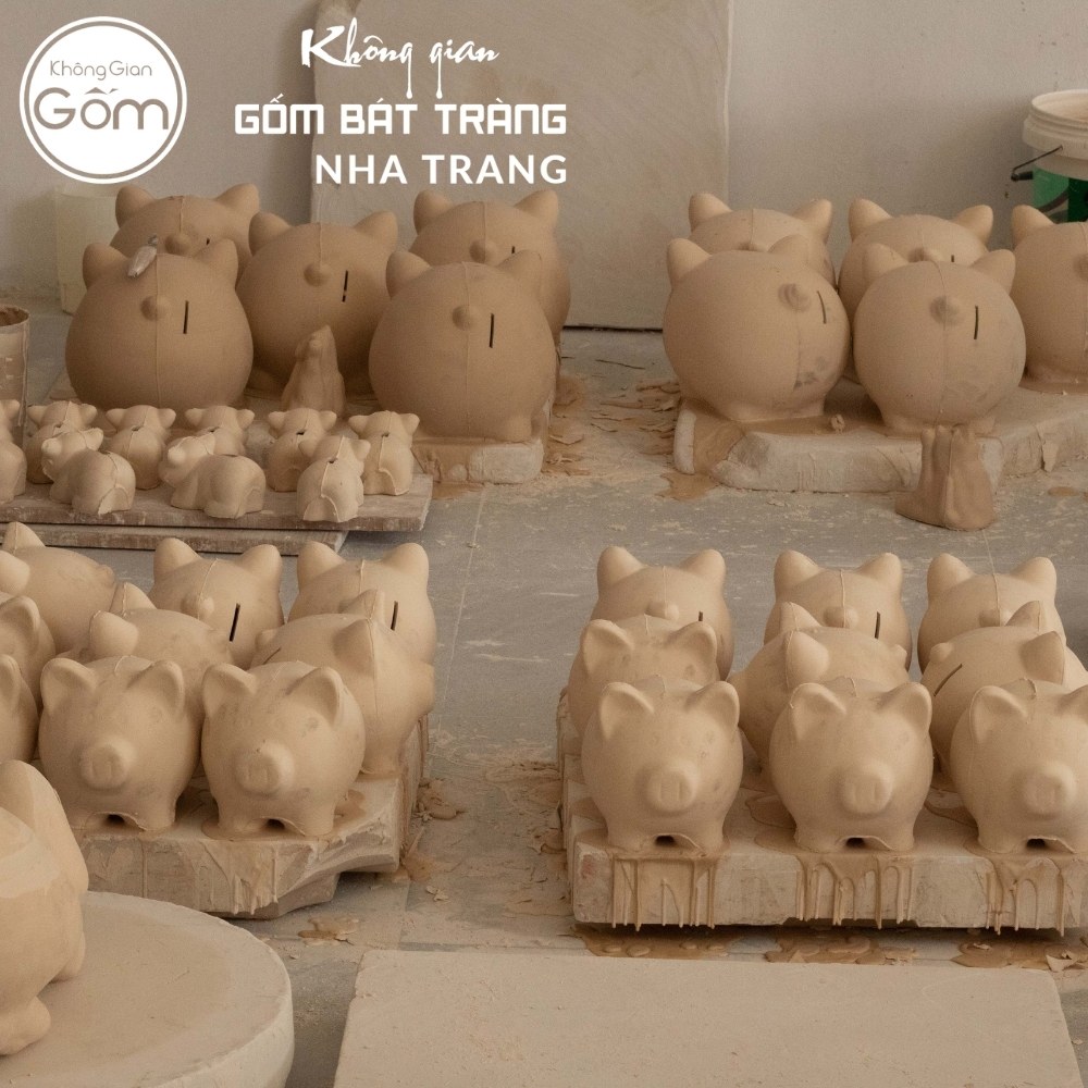 Heo đất gốm sứ Bát Tràng