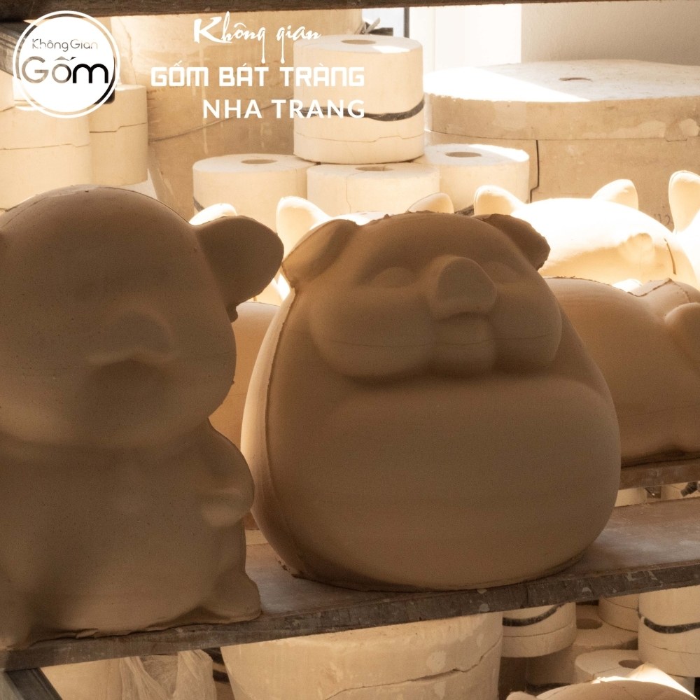 Heo đất gốm sứ Bát Tràng