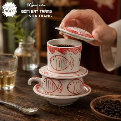 Phin Pha Cà Phê Gốm Sứ Bát Tràng Màu Trắng Hoạ Tiết Đàn Cá Đỏ NT-PCF08 - Chi tiết 4