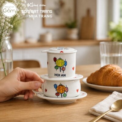 Phin Pha Cà Phê Gốm Sứ Bát Tràng Màu Trắng Hoạ Tiết Đèn Lồng Hội An NT-PCF05 - Chi tiết 2