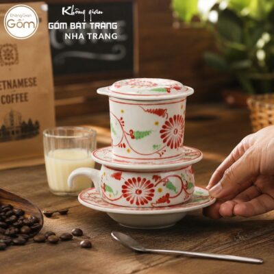 Phin Pha Cà Phê Gốm Sứ Bát Tràng Màu Trắng Hoạ Tiết Hoa Dây Đỏ NT-PCF06 - Chi tiết 2
