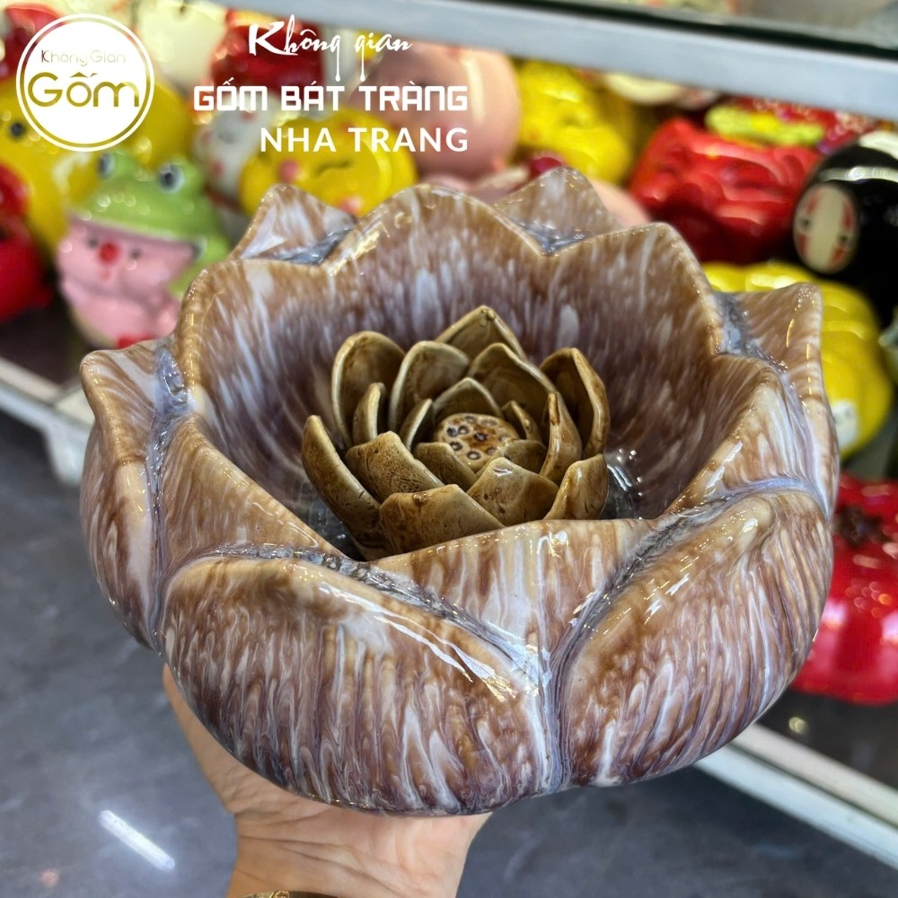 Bát nước thả hoa Bát Tràng