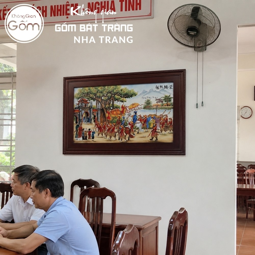 Tranh gốm sứ Bát Tràng