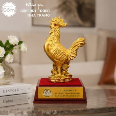 Tượng gà chất liệu đồng mạ vàng 24K quà tặng cao cấp NT-TLV02 - Chi tiết 1