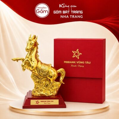 Tượng ngựa gốm sứ Bát Tràng dát vàng 24K cao cấp NT-TLV07 - Ảnh đại diện
