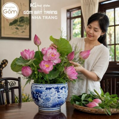 Bình Hoa Bát Tràng Dáng Tròn Vẽ Cúc Đại Hoa Men Lam NT-LH09 - Chi tiết 2