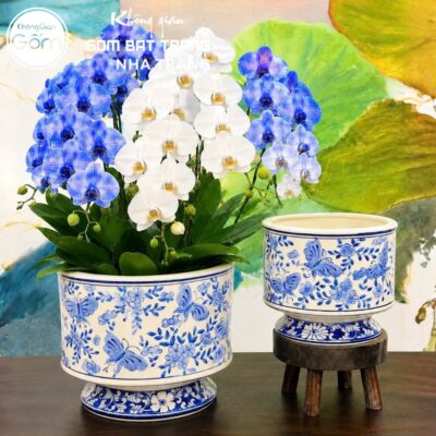Lọ Hoa Gốm Bát Tràng Họa Tiết Bướm Hoa Men Lam Cổ Điển NT-LH12 - Chi tiết 4