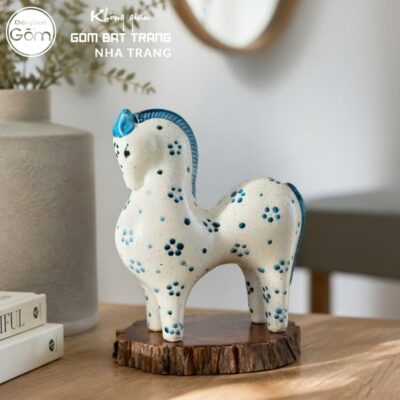 Tượng ngựa dáng cao gốm sứ Bát Tràng men tiêu vẽ hoa kích thước H16.5 x R6.5 x D13.5cm NT-TGS03 - Chi tiết 5